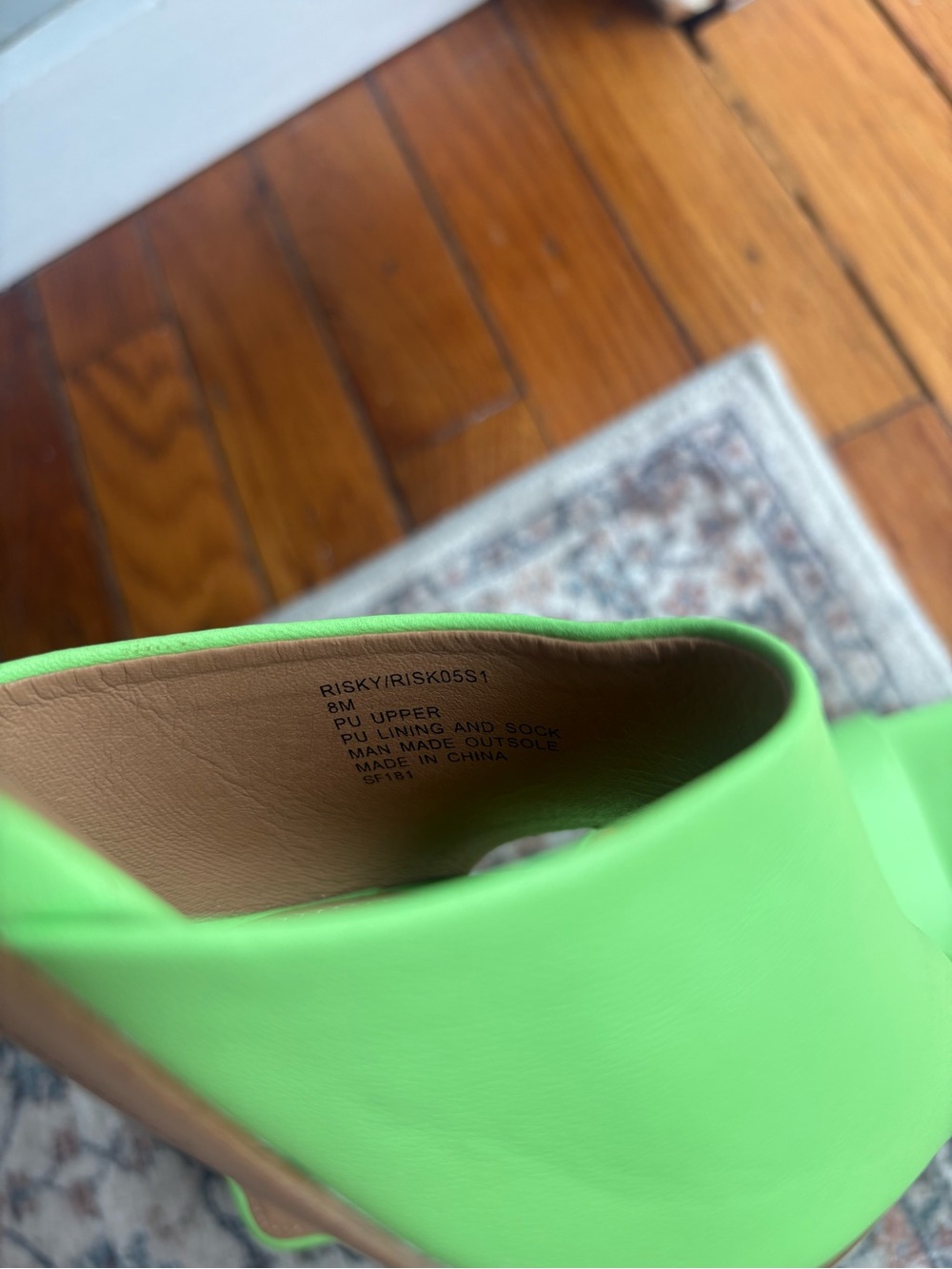Women’s Size 8 Steve Madden Neon Lime Green Block Heel Mules - Picture 8 of 10